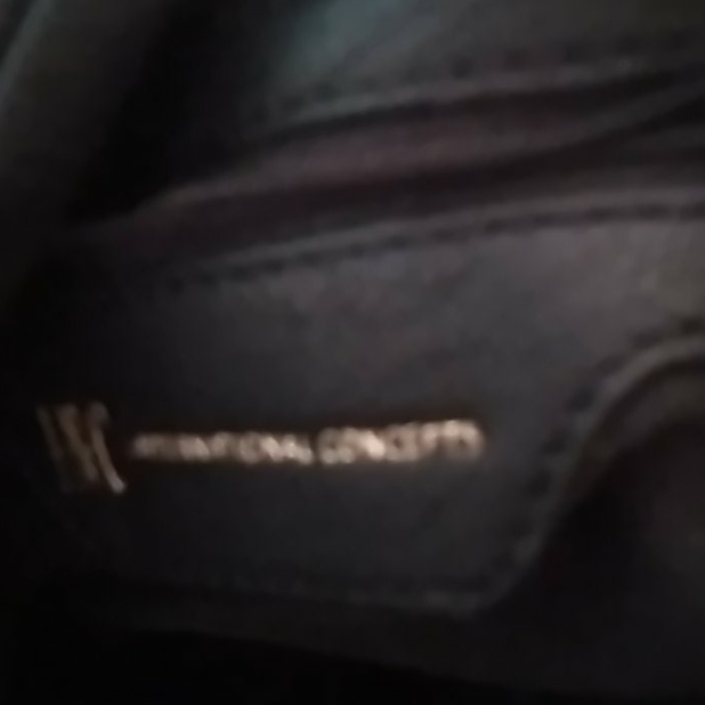 Purse - Picture 2 of 2